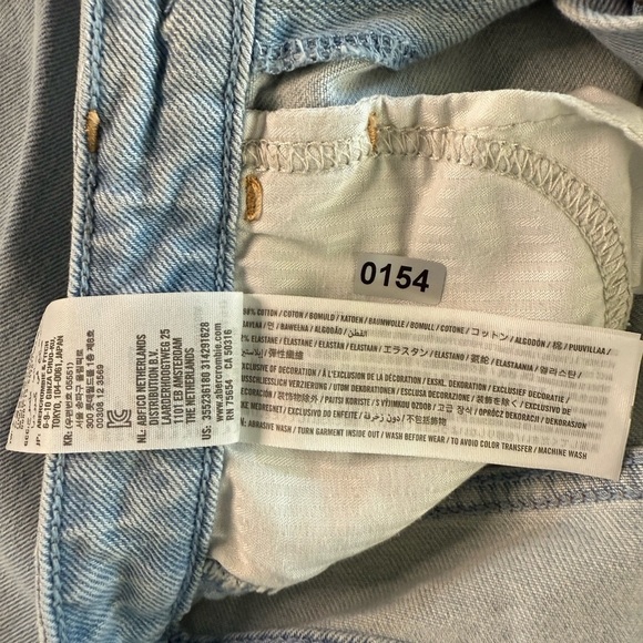 Hollister Women’s Ultra High-Rise Mom Distressed Vintage Stretch Jeans Size 26 - Picture 12 of 12